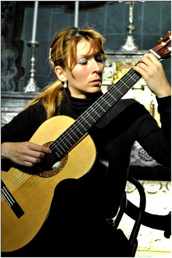 Sanremo: questa sera concerto della chitarrista Sara Gianfelici nella Pigna Sanremo: questa sera concerto della chitarrista Sara Gianfelici nella Pigna