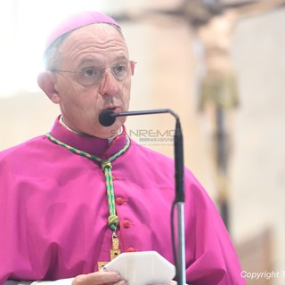 “Ridiamo l’acqua benedetta ai cristiani”, la presentazione del libro di don Giuseppe Puglisi domani alla Curia vescovile