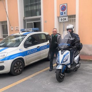 San Bartolomeo al Mare: in funzione il nuovo scooter elettrico della Polizia Locale