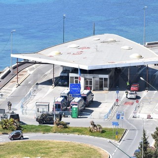 Ventimiglia: conferma del vice Ministro Costa, i francesi possono venire in provincia se vivono entro i 60 km