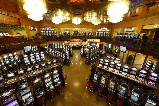Sanremo: quattro importanti vincite di altrettanti turisti nel weekend alle slot del Casinò Sanremo: quattro importanti vincite di altrettanti turisti nel weekend alle slot del Casinò