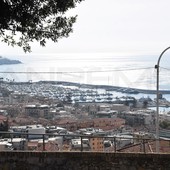 Pedonalizzazione di piazza Nota e Cassini: dubbi su trasporti, logistica e parcheggi nel dibattito