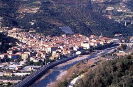 Taggia: luned� spettacolo teatrale dell''Armonia di Cefal�