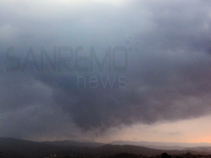 Imperia: allerta 'arancione', prorogate le misure a tutela della pubblica incolumità sino alle 6 di domani mattina Imperia: allerta 'arancione', prorogate le misure a tutela della pubblica incolumità sino alle 6 di domani mattina