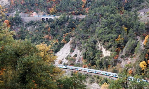 Il treno della Val Roja si allarga alla Svizzera, l'opinione favorevole di un lettore Il treno della Val Roja si allarga alla Svizzera, l'opinione favorevole di un lettore