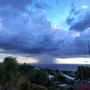 Cambia il tempo in Liguria: aria fresca in arrivo, domani rischio temporali forti anche nel ponente Cambia il tempo in Liguria: aria fresca in arrivo, domani rischio temporali forti anche nel ponente