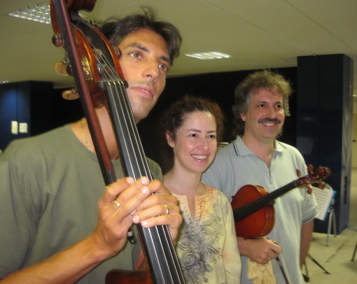 Domenica alle 21, all'ex Chiesa Anglicana, il concerto del gruppo 'Tziganarion' Domenica alle 21, all'ex Chiesa Anglicana, il concerto del gruppo 'Tziganarion'