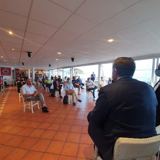 Movida, Toti incontra i rappresentanti del mondo dei locali in Liguria: “Nostro supporto al settore che merita di ripartire come altri”