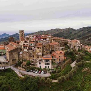 Terre del Rossese: escursioni e visite guidate tra Soldano, Perinaldo, Dolceacqua e Camporosso Terre del Rossese: escursioni e visite guidate tra Soldano, Perinaldo, Dolceacqua e Camporosso