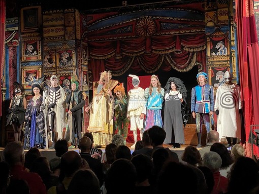 Al via le “Notti bianche di Liguria” tra concerti, spettacoli del Teatro della Tosse e Serate Treccani Al via le “Notti bianche di Liguria” tra concerti, spettacoli del Teatro della Tosse e Serate Treccani