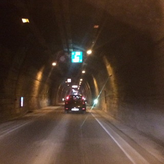 Colle di Tenda chiuso per un allagamento all'interno del tunnel, il divieto è attivo per tutte le categorie di veicoli