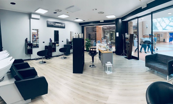 Lo staff di Team Ribelle ti aspetta per valorizzare e esaltare la bellezza dei tuoi capelli