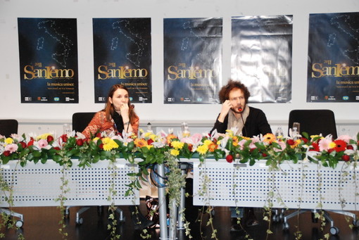 Festival di Sanremo 2011: un Tricarico più sereno in sala Radio e Tv Private