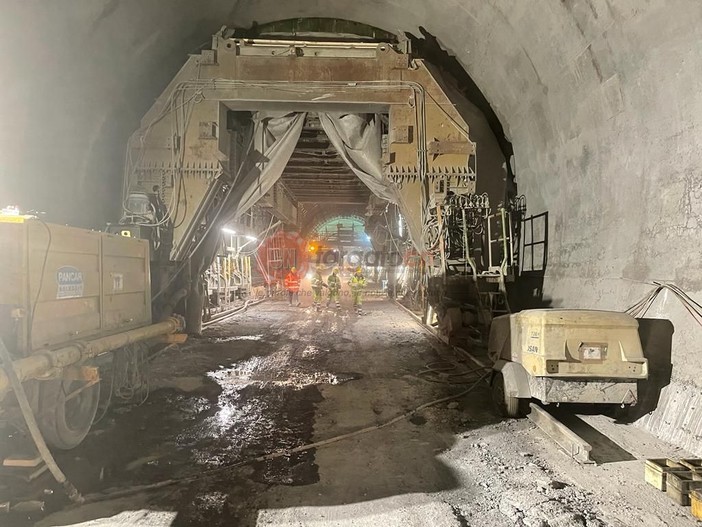 Tenda bis: Regione Piemonte e Provincia di Cuneo "Basta scarichi di responsabilità, servono chiarezza e trasparenza" Tenda bis: Regione Piemonte e Provincia di Cuneo "Basta scarichi di responsabilità, servono chiarezza e trasparenza"