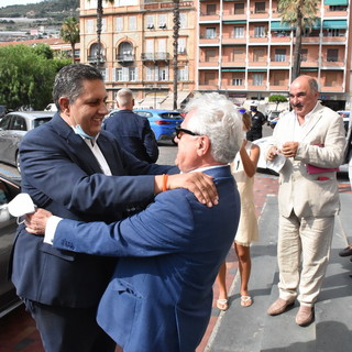 Ventimiglia: visita del Presidente della Regione Toti "Arrivano 6,5 milioni per i tre parcheggi sull'ex ferrovia" (Foto)