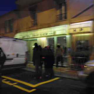 Bartolomeo Gagliano mentre viene portato a Nizza dall'hotel Parisien dove alloggiava