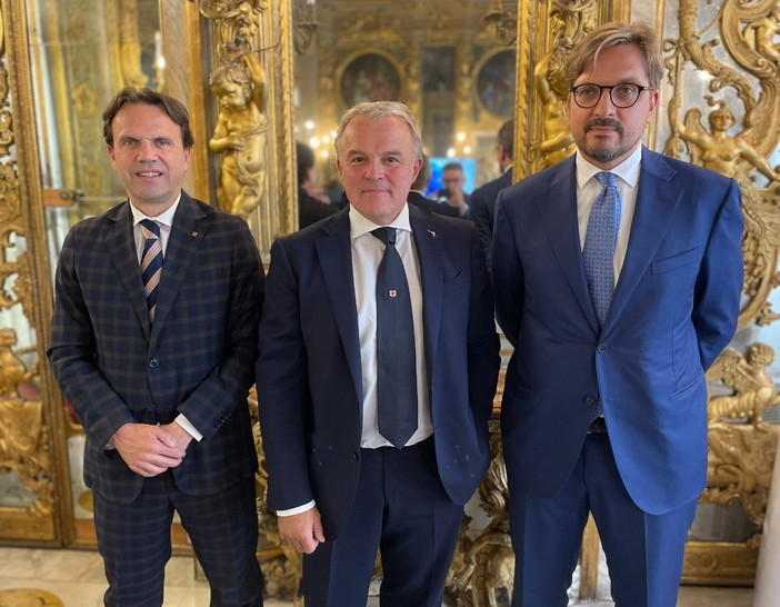Sviluppo economico: Liguria, Lombardia e Piemonte rinnovano il triangolo industriale Sviluppo economico: Liguria, Lombardia e Piemonte rinnovano il triangolo industriale