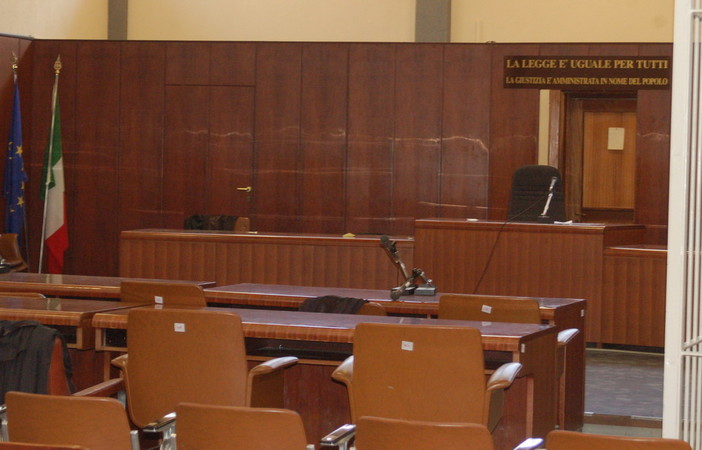 Sanremo: estorsione e atti persecutori nei confronti di un’anziana. A novembre al via il processo