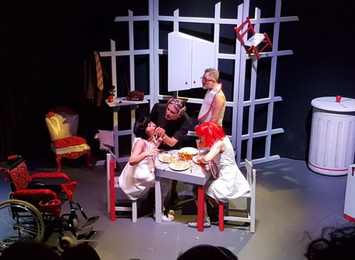 Commedia del Teatro dell'Albero di San Lorenzo al Mare vince un premio al Roma Comic Off Festival