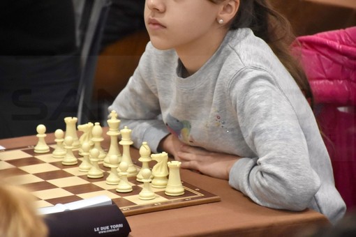 Promozione di iniziative culturali a Sanremo: la Giunta approva gli 'Scacchi in Biblioteca' e le nuove 'Pietre d’Inciampo'