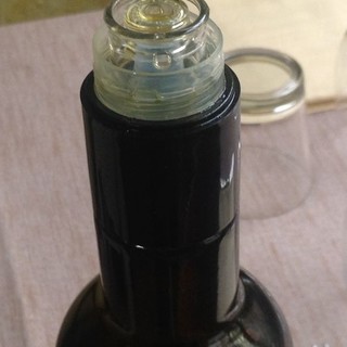 Sanremo: bottiglie d'olio 'antirabbocco' anche nei ristoranti della città. Ormai introvabili le oliere tradizionali