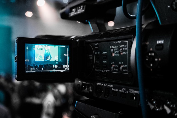 Tra maggio e giugno in provincia di Imperia le riprese di un video musicale: ricerca di personaggi e comparse Tra maggio e giugno in provincia di Imperia le riprese di un video musicale: ricerca di personaggi e comparse