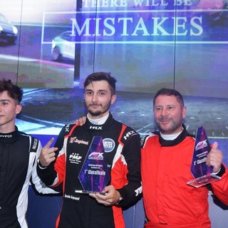Automobilismo: Twingo Cup, dominio assoluto per il sanremese Kevin Liguori nella seconda tappa di campionato. Weekend in salita per Vinicio Automobilismo: Twingo Cup, dominio assoluto per il sanremese Kevin Liguori nella seconda tappa di campionato. Weekend in salita per Vinicio