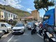 Ventimiglia: parcheggio selvaggio e traffico alle stelle alla rotonda di frazione Latte (Foto) Ventimiglia: parcheggio selvaggio e traffico alle stelle alla rotonda di frazione Latte (Foto)