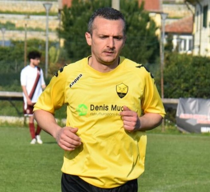 Turi Bella, bomber dell'Oneglia Calcio e uomo del momento in Seconda Categoria