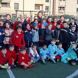 Calcio per tutti: ieri al campo dei 'Piani' di Imperia il torneo di calcio 'Noi ci siamo' Calcio per tutti: ieri al campo dei 'Piani' di Imperia il torneo di calcio 'Noi ci siamo'