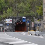 Tunnel di Tenda, Anas prolunga l'orario per il ponte del 2 giugno: transito esteso fino alle 23 Tunnel di Tenda, Anas prolunga l'orario per il ponte del 2 giugno: transito esteso fino alle 23