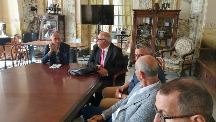 Sanremo: oggi primo 'Tavolo del turismo' dell'era Sarlo, subito un piano marketing per proporre la città all'estero (Video) Sanremo: oggi primo 'Tavolo del turismo' dell'era Sarlo, subito un piano marketing per proporre la città all'estero (Video)