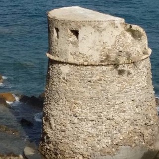 Imperia: al Prino la Torre di Prarola costruita nel 1500 e serviva per respingere i Saraceni (Foto)