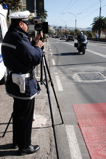 Autovelox e limiti di velocità: Luigi De Chicchis risponde a Domenico Filippone