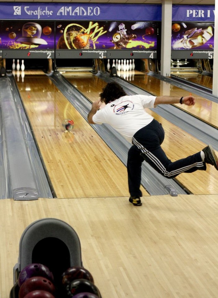 Diano Castello: è iniziata sulle piste del 'Bowling di Diano' la 6a edizione del 'Blumenriviera.com' Diano Castello: è iniziata sulle piste del 'Bowling di Diano' la 6a edizione del 'Blumenriviera.com'