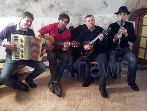 Taggia: non solo 'furgari' nella serata di ieri ma anche bevute e musica nei locali e nelle cantine