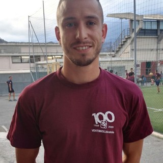 Nella foto Trotti, attaccante arrivato al Ventimiglia dal Camporosso