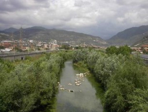 Maltempo: continua a piovere sulla costa, nevischio sul Tenda, rischio di frane