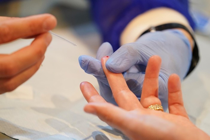 Coronavirus: tornano a calare in Liguria (-5) ma crescono nella nostra provincia (+5) i casi di Covid-19