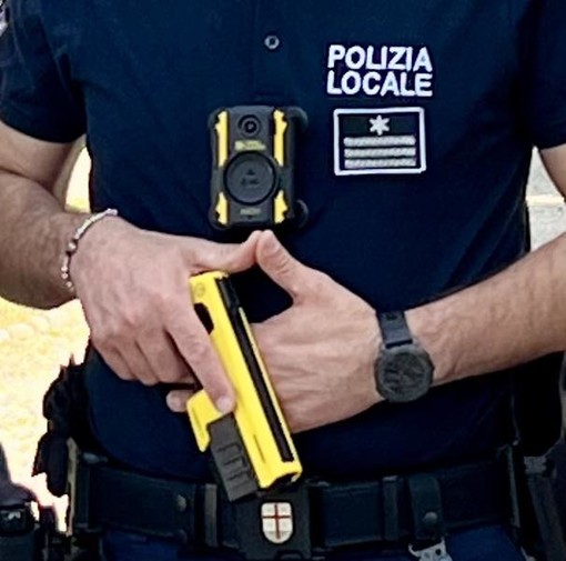Taser alla Municipale, il M5S Intemelio trova sponda nei sindacati di polizia