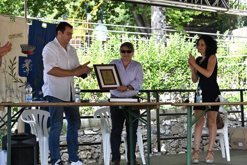 Tommaso Lamendola a Triora per la cittadinanza onoraria Tommaso Lamendola a Triora per la cittadinanza onoraria