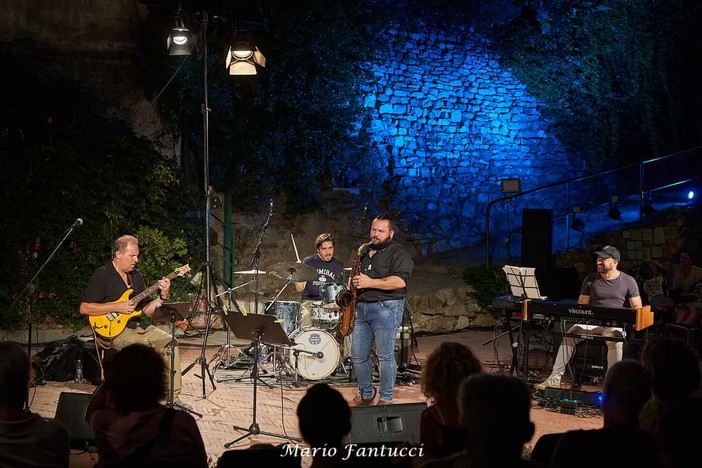 Concerto 'The Origin Trio feat. Stefano Bedetti' al teatro del Casinò di Sanremo Concerto 'The Origin Trio feat. Stefano Bedetti' al teatro del Casinò di Sanremo