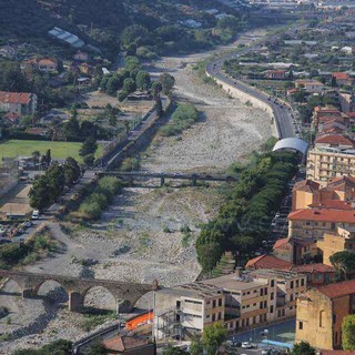 Taggia, manca l'acqua. Tante famiglie delle zone collinari colpite dall'emergenza idrica Taggia, manca l'acqua. Tante famiglie delle zone collinari colpite dall'emergenza idrica