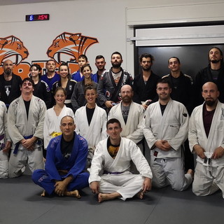 Imperia: con 'Tribe Jiu Jitsu Infinity' l'Open Mat di Natale per lo scambio degli auguri Imperia: con 'Tribe Jiu Jitsu Infinity' l'Open Mat di Natale per lo scambio degli auguri