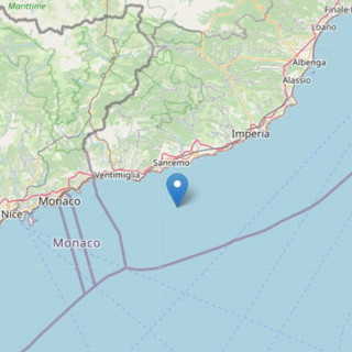 Doppia scossa di terremoto in un solo minuto poco prima delle 13: epicentro in mare di fronte a Sanremo Doppia scossa di terremoto in un solo minuto poco prima delle 13: epicentro in mare di fronte a Sanremo