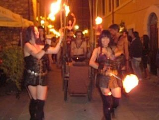 Imperia: venerdì prossimo a Borgo Marina appuntamento con il Teatro Scalzo ed il 'fuoco'