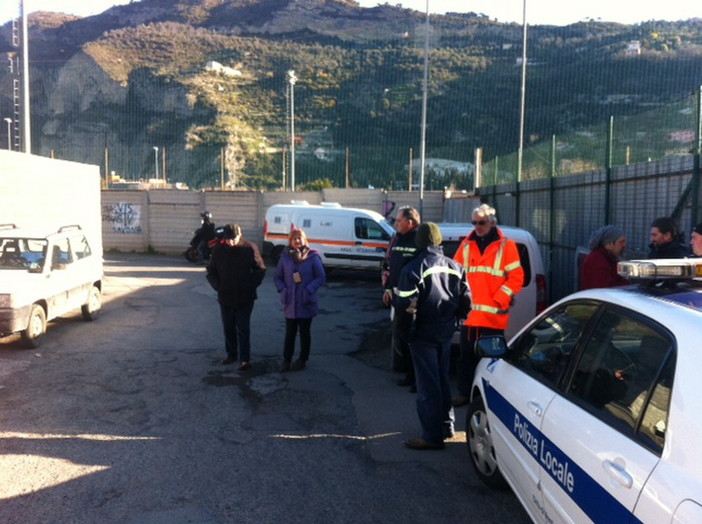 Ventimiglia: iniziato il trasferimento dei cani da Peglia, Danilo Roda si scaglia contro tutti Ventimiglia: iniziato il trasferimento dei cani da Peglia, Danilo Roda si scaglia contro tutti