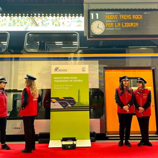 Trasporti: contratto tra Regione Liguria e Trenitalia, consegnati due nuovi treni rock