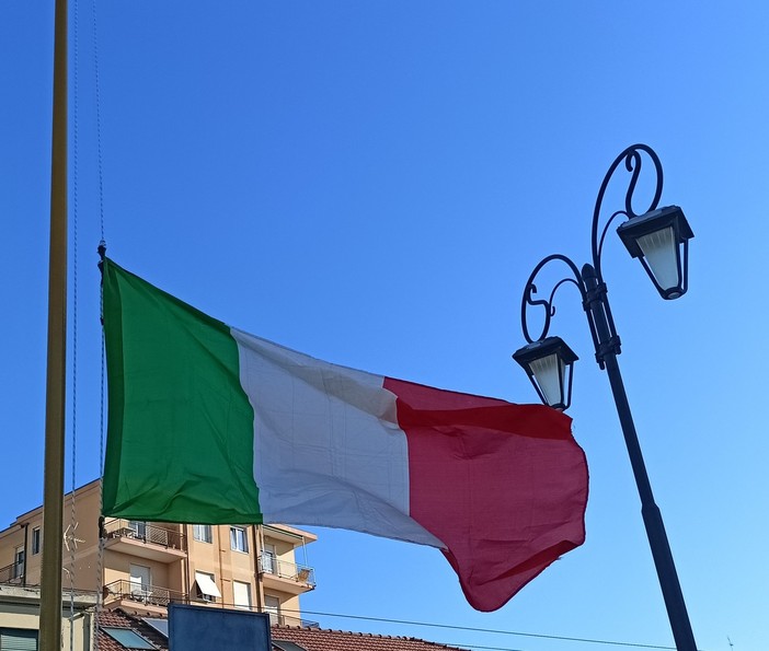Sanremo, 17 marzo Giornata dell'Unità nazionale: cerimonia presso il Monumento ai caduti Sanremo, 17 marzo Giornata dell'Unità nazionale: cerimonia presso il Monumento ai caduti