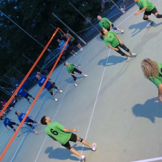 Villa Viani: in attesa della 'Sagra della Lumaca e dello spiedino' uno scoppiettante torneo di volley